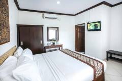 Standard-Room-Paku-Mas-Hotel-6